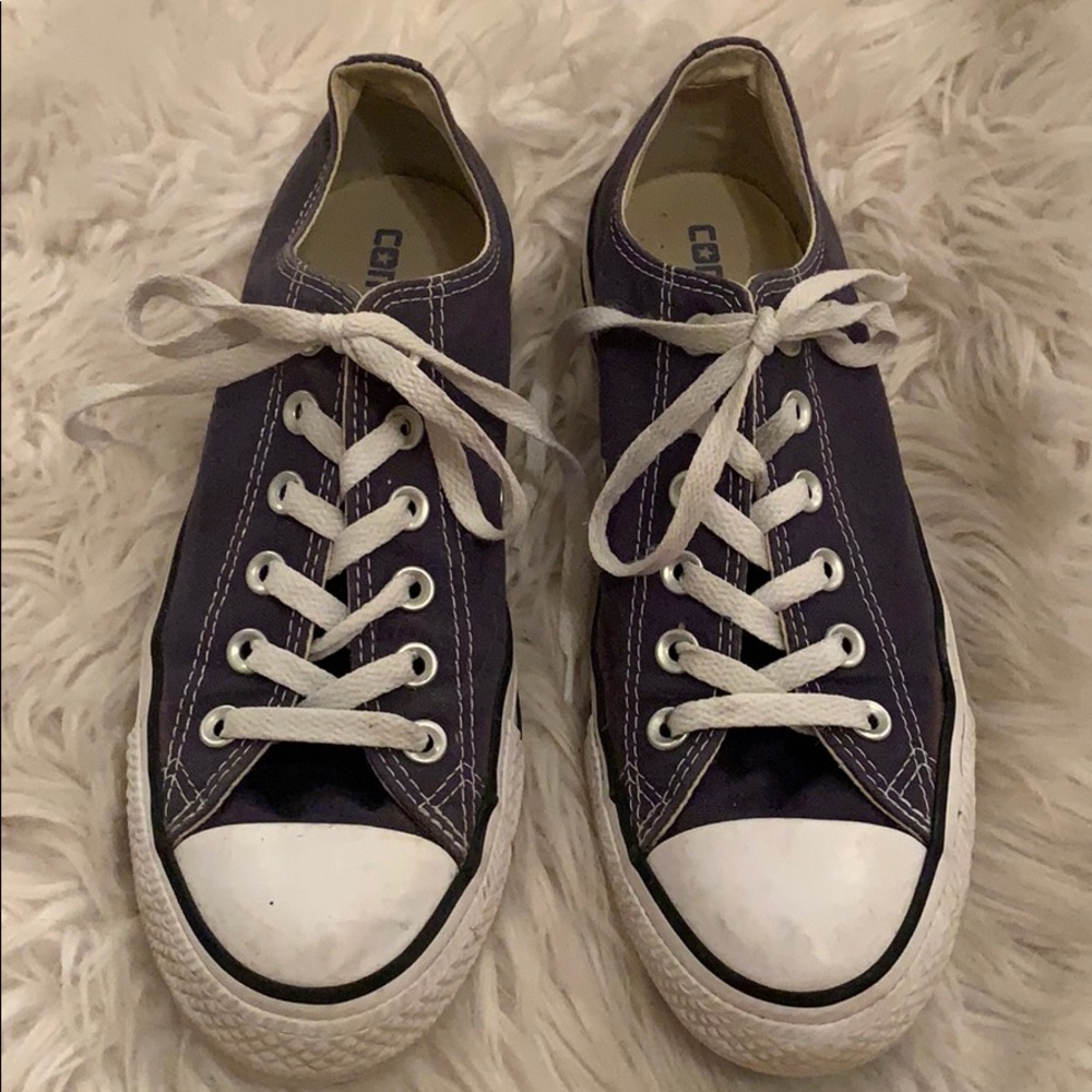 Women’s navy converse